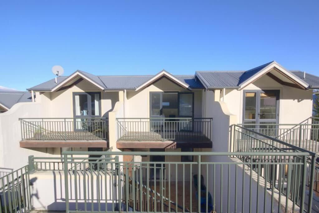 Modern 3 Bedroom With Stunning Postcard Views! Queenstown Exterior foto