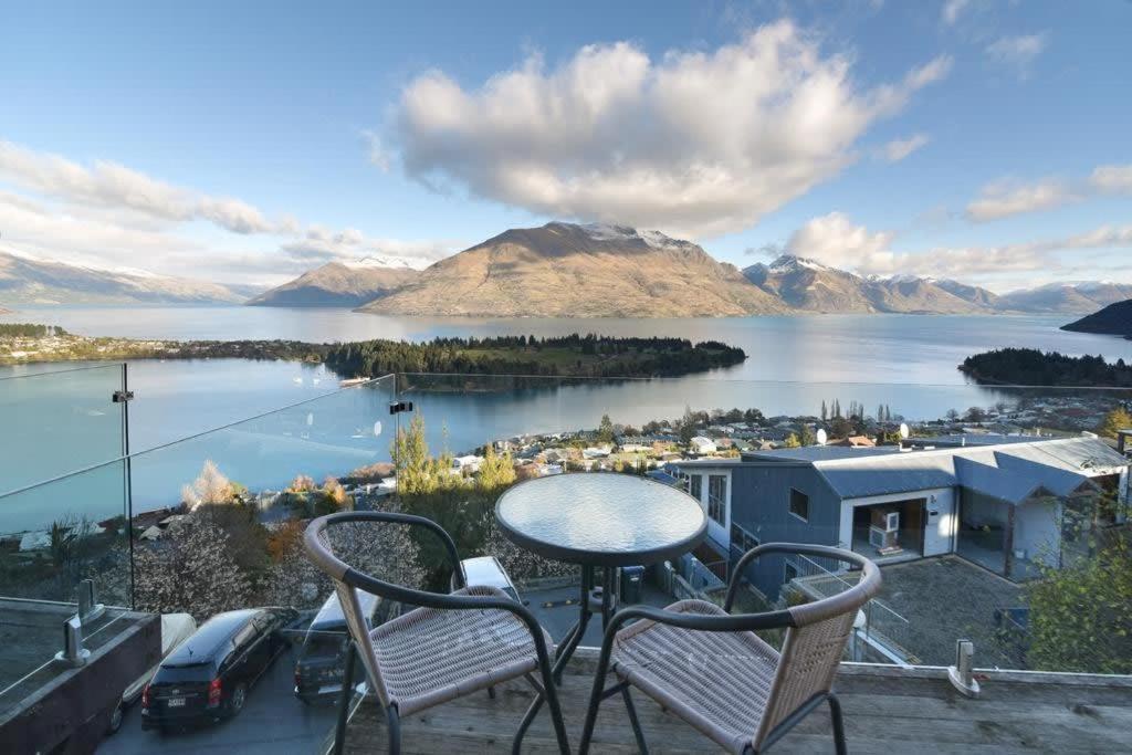Modern 3 Bedroom With Stunning Postcard Views! Queenstown Exterior foto